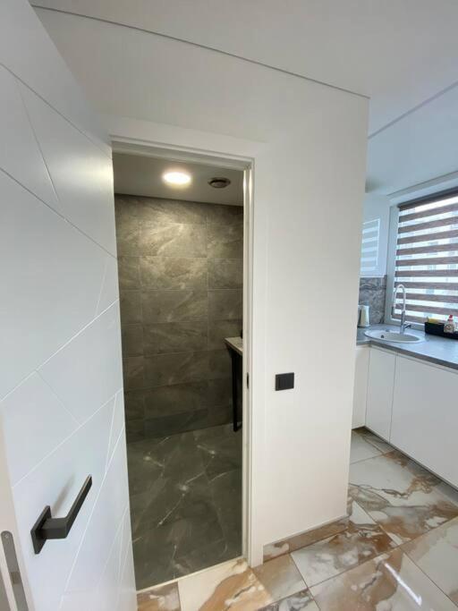 Ukmerge Apartments Экстерьер фото