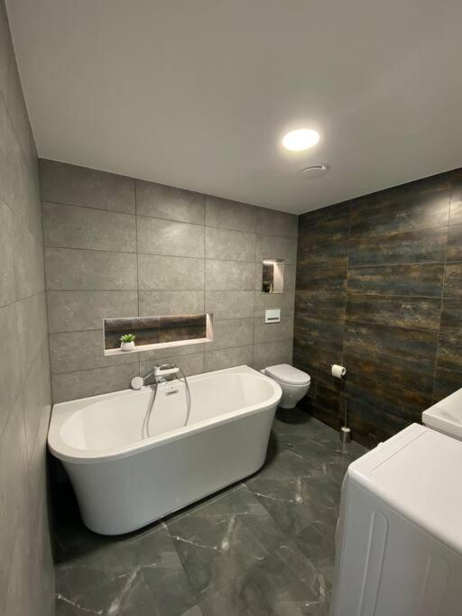 Ukmerge Apartments Экстерьер фото